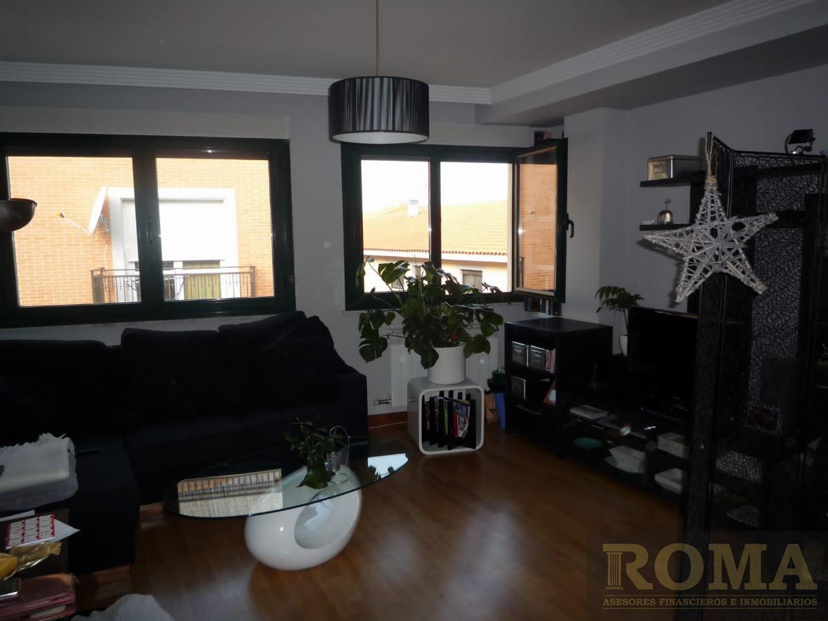 For sale of apartment in Castellanos de Moriscos