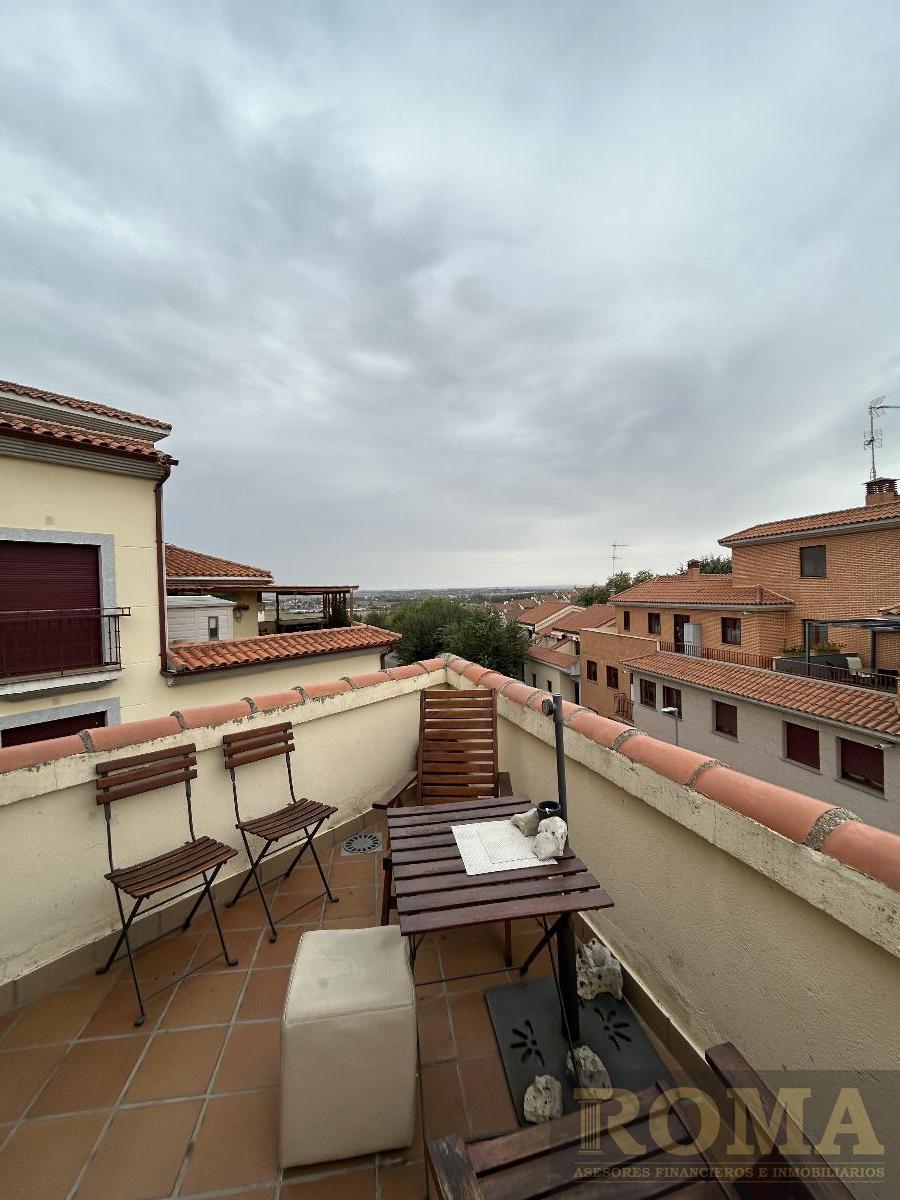 For sale of apartment in Cabrerizos