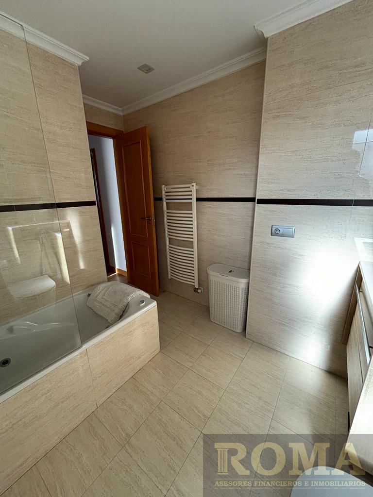 For sale of chalet in Carbajosa de la Sagrada