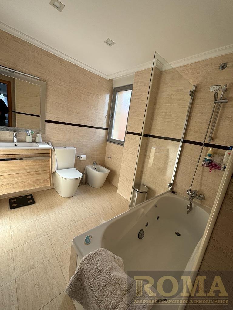 For sale of chalet in Carbajosa de la Sagrada
