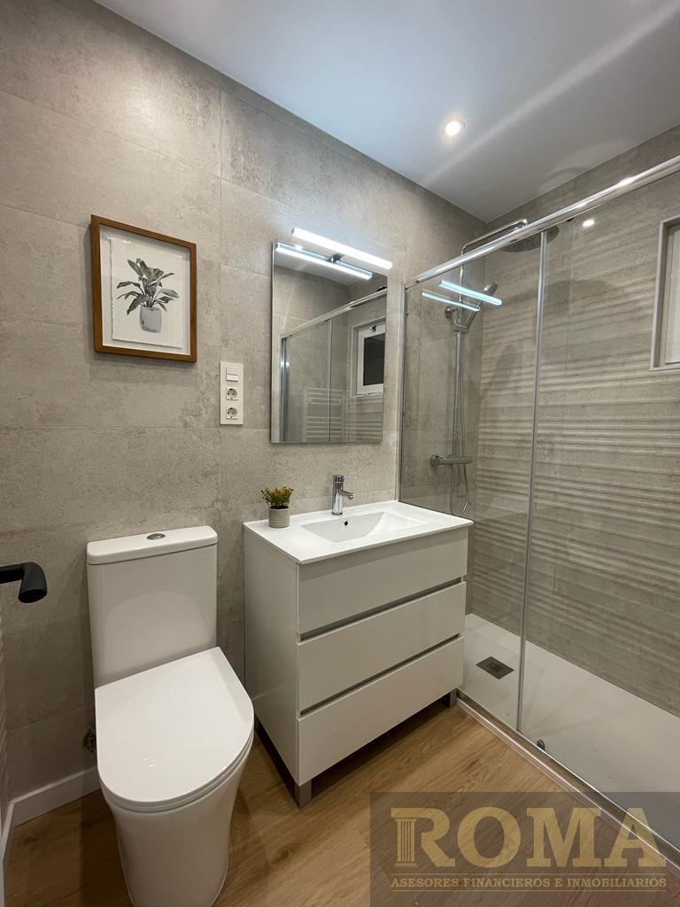 For sale of flat in Salamanca