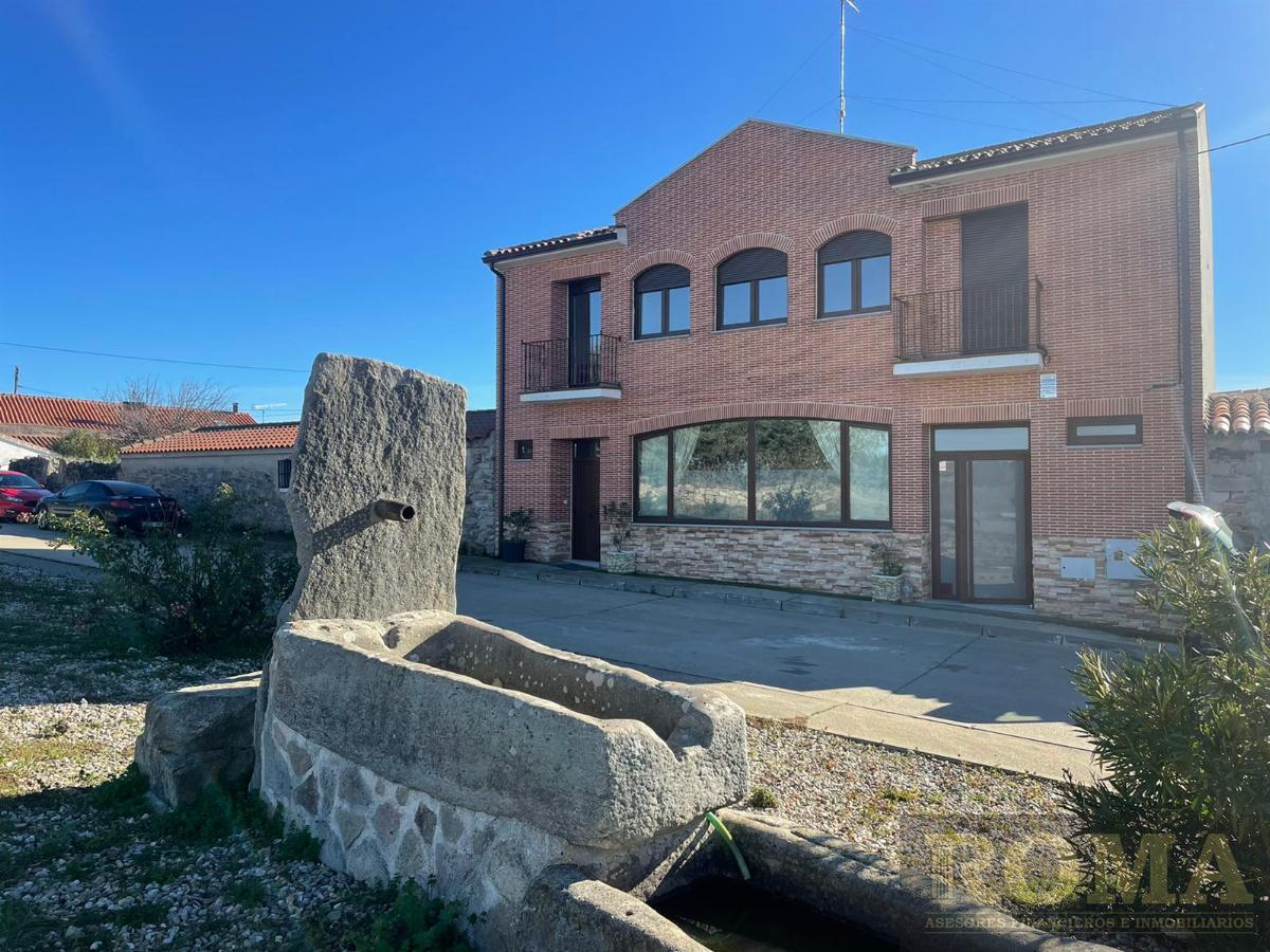 For sale of house in Martinamor