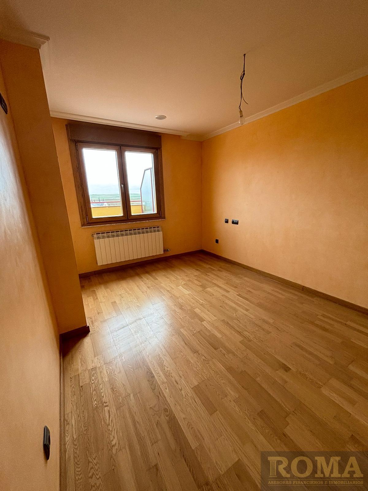 For sale of penthouse in Aldeaseca de Armuña