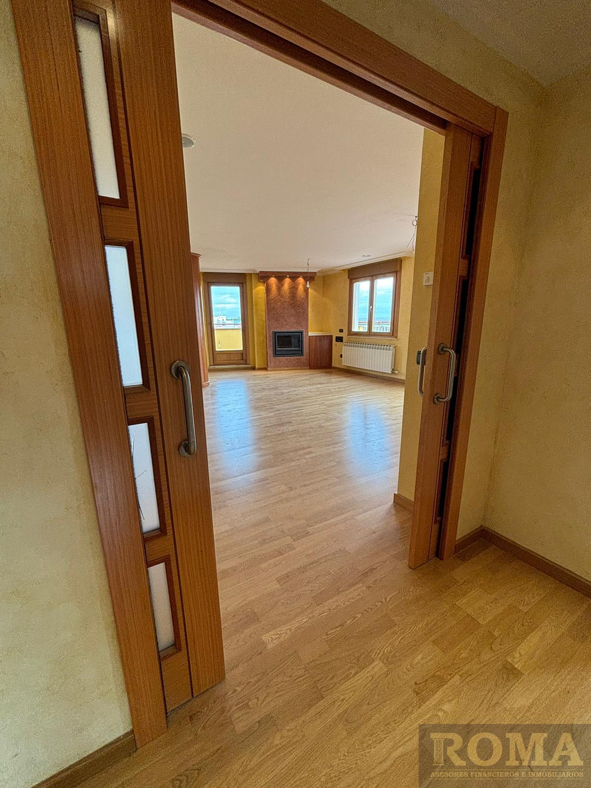 For sale of penthouse in Aldeaseca de Armuña