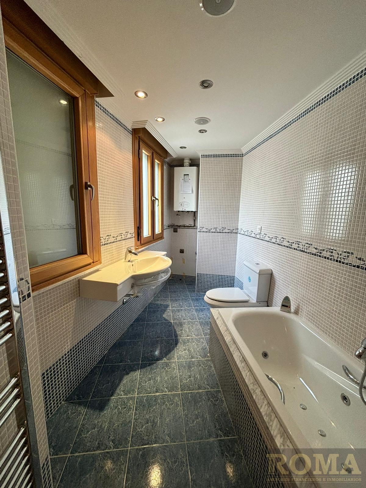 For sale of penthouse in Aldeaseca de Armuña
