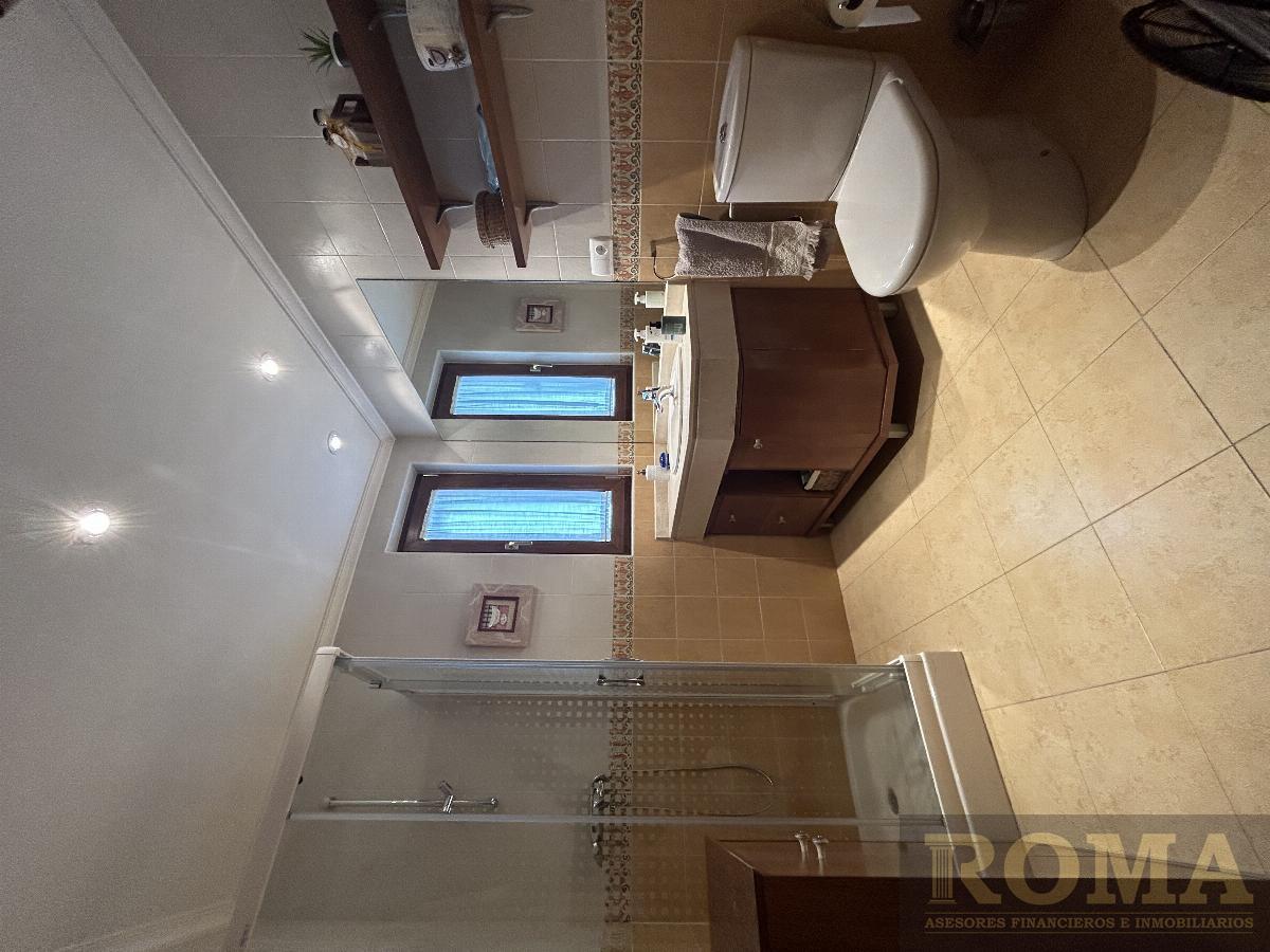 For sale of chalet in Cabrerizos