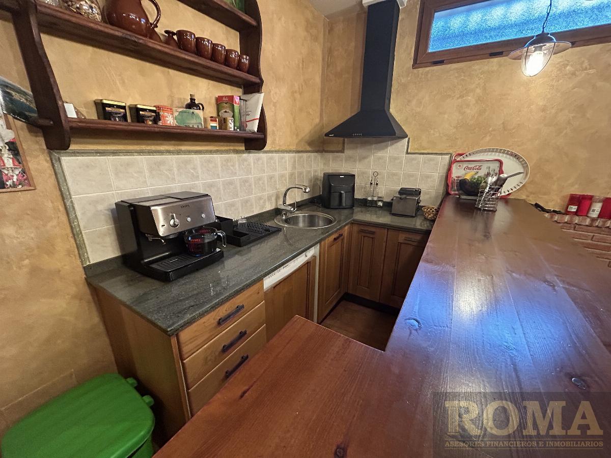 For sale of chalet in Cabrerizos