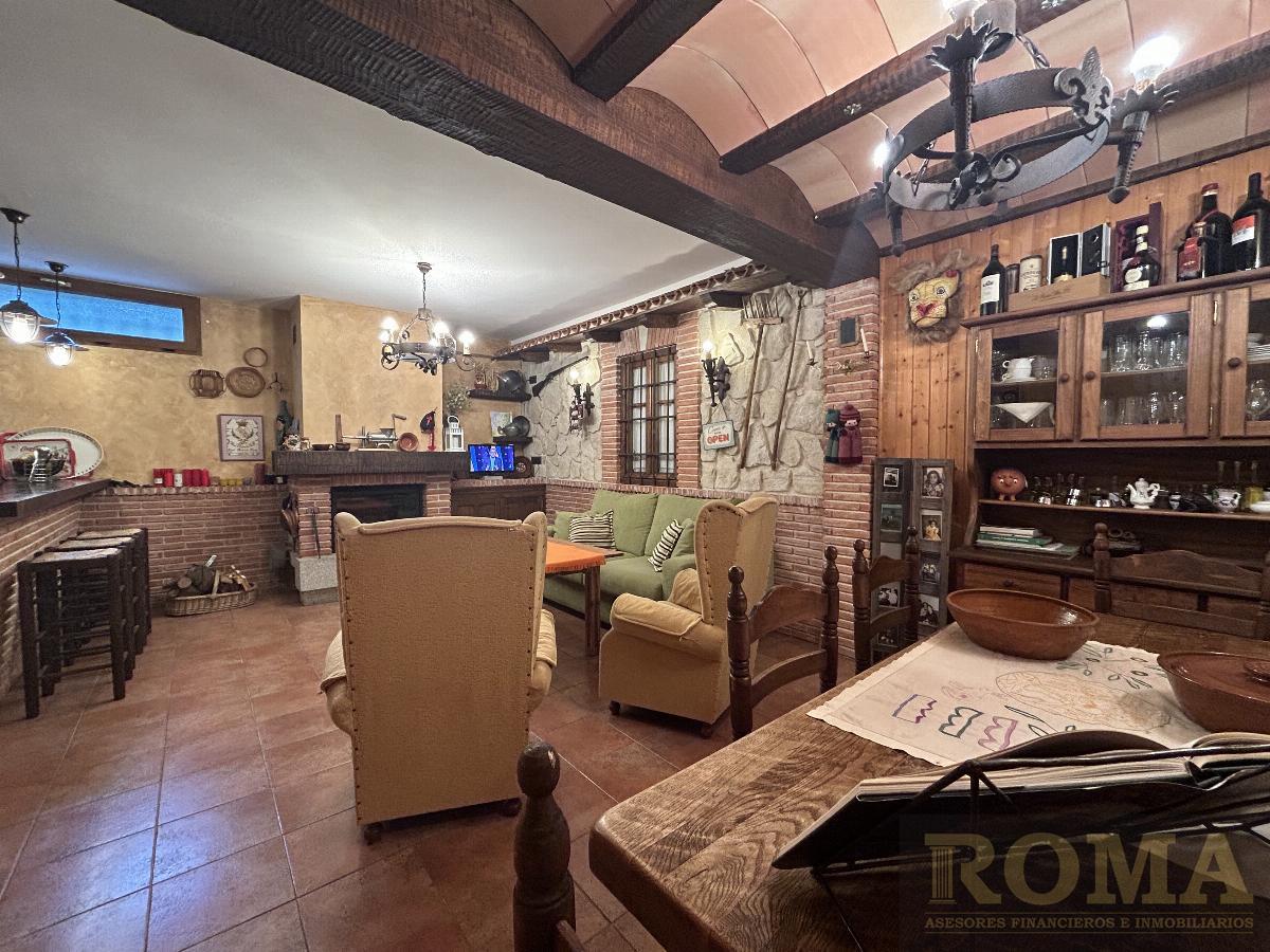 For sale of chalet in Cabrerizos