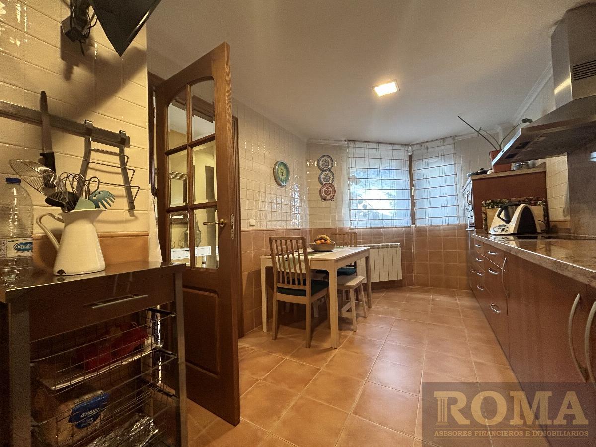 For sale of chalet in Cabrerizos