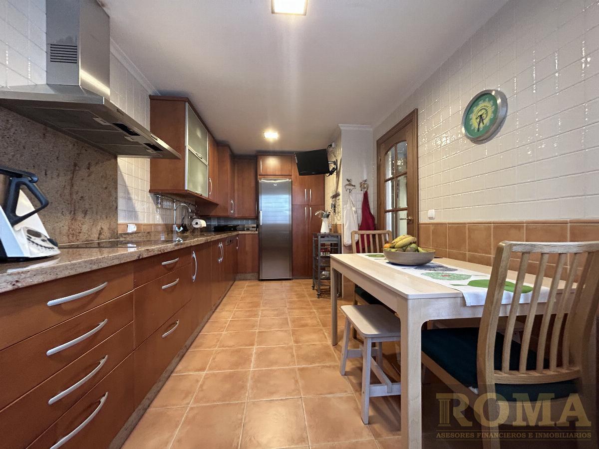 For sale of chalet in Cabrerizos