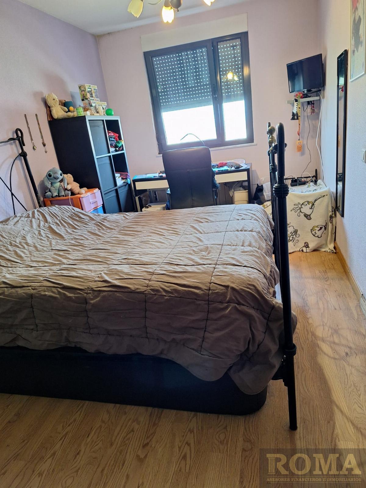 For sale of flat in Salamanca