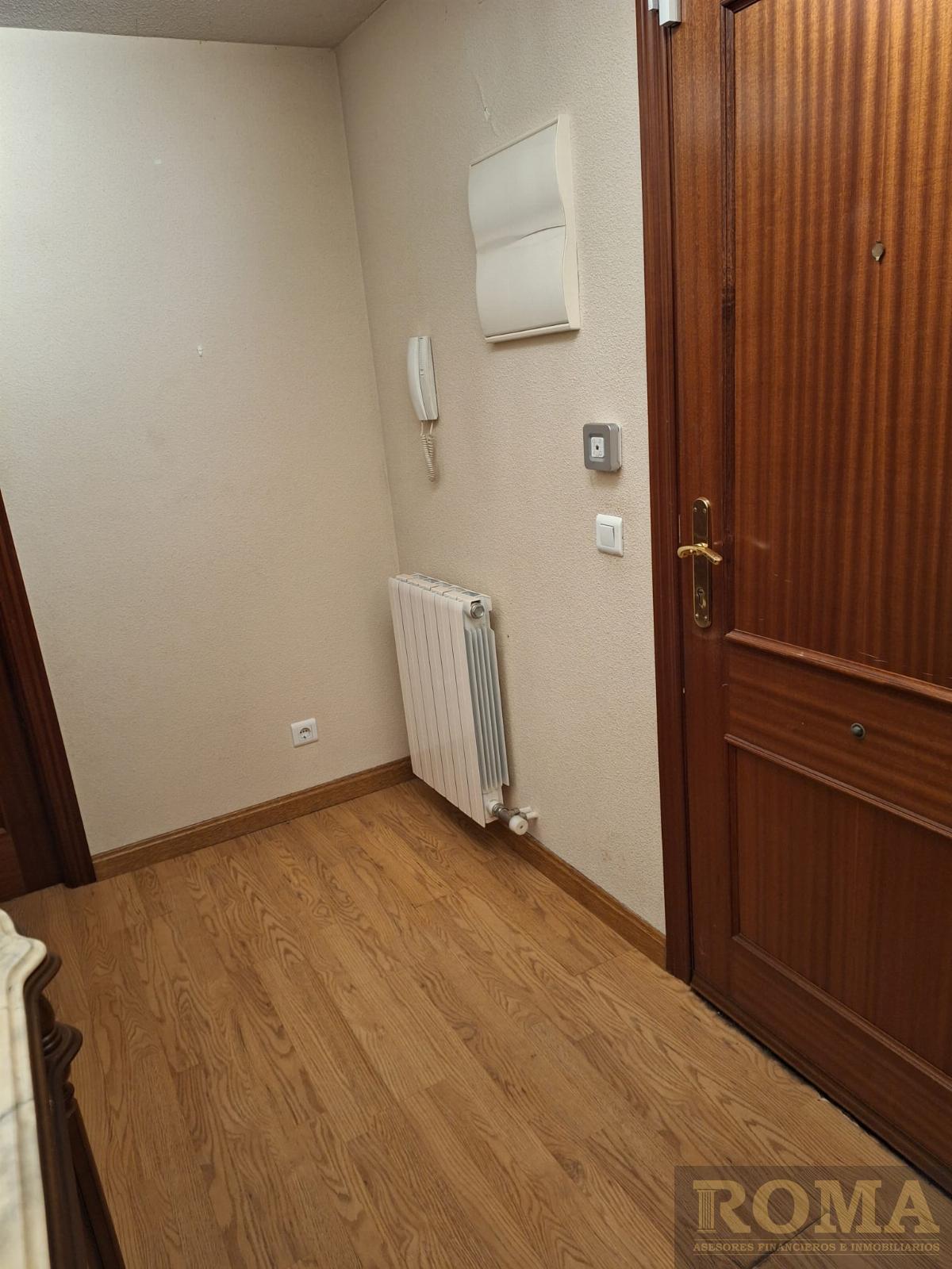 For sale of flat in Salamanca