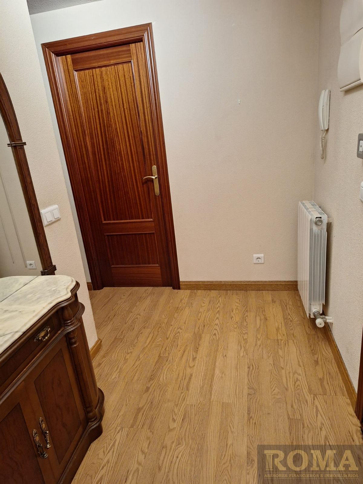 For sale of flat in Salamanca