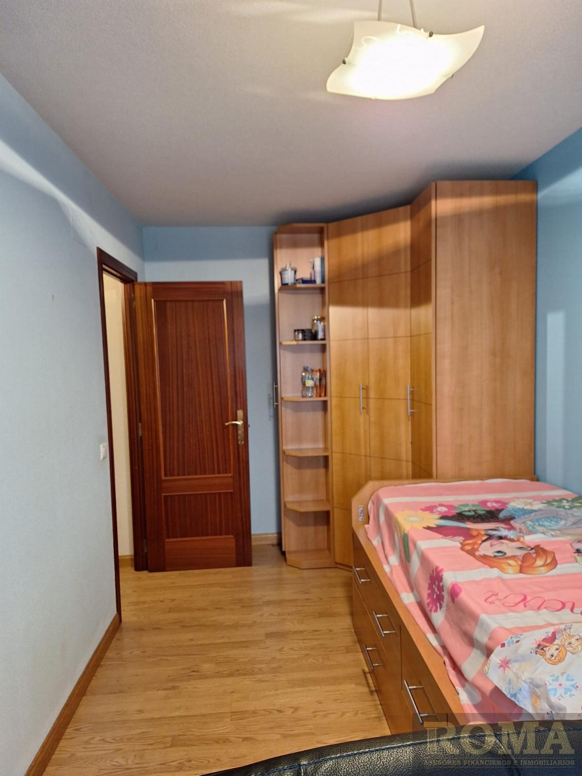For sale of flat in Salamanca