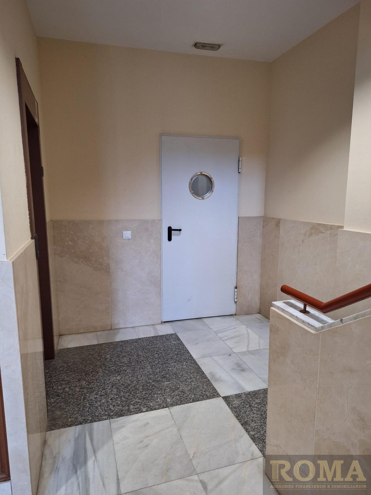 For sale of flat in Salamanca