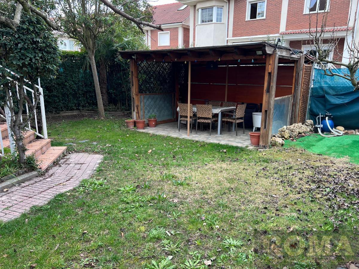 For sale of chalet in Cabrerizos