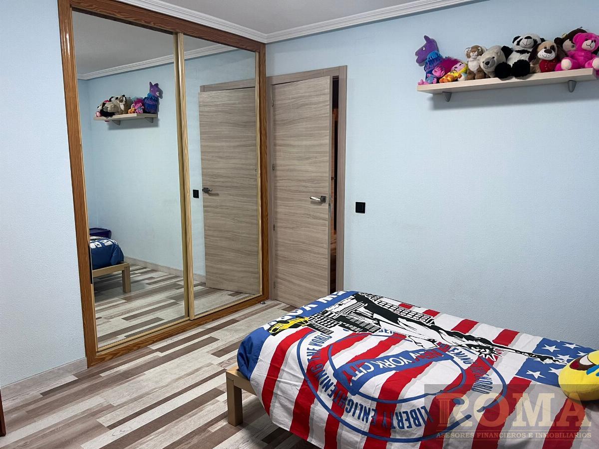 For sale of chalet in Cabrerizos