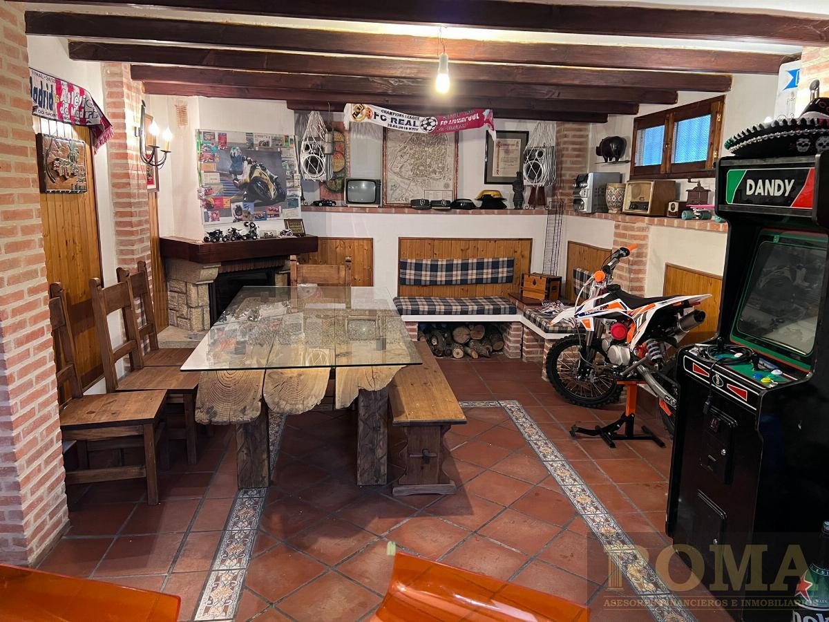 For sale of chalet in Cabrerizos