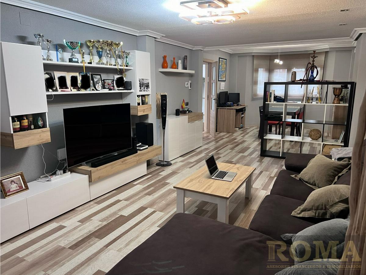 For sale of chalet in Cabrerizos