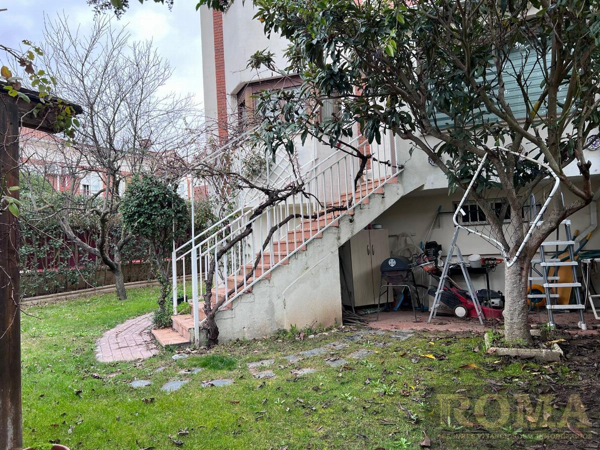 For sale of chalet in Cabrerizos