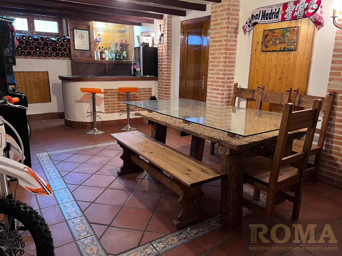 For sale of chalet in Cabrerizos