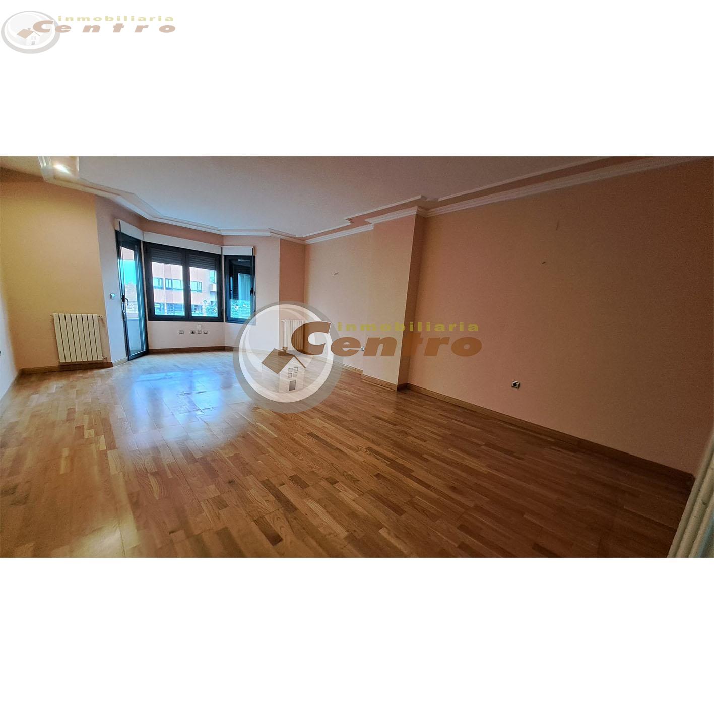 For sale of flat in Albacete