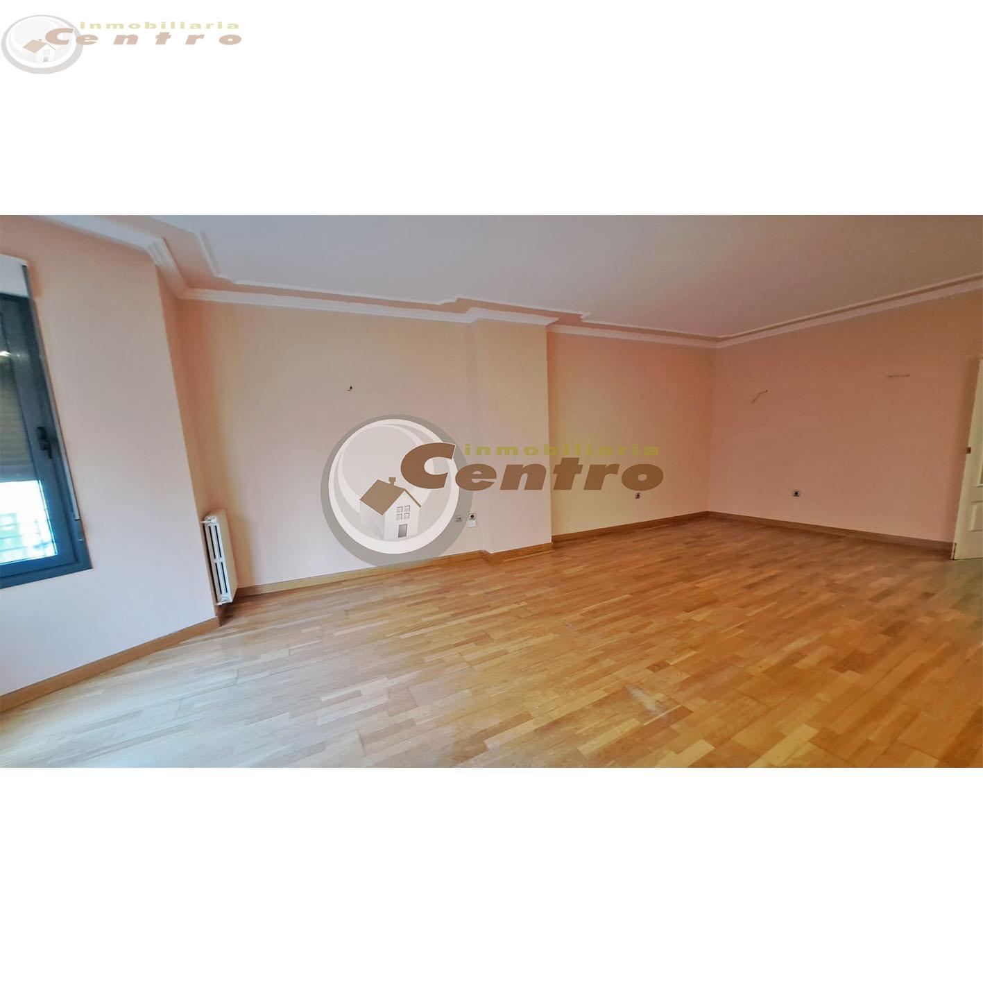 For sale of flat in Albacete