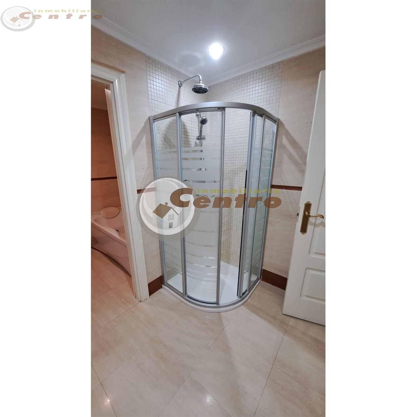 For sale of flat in Albacete