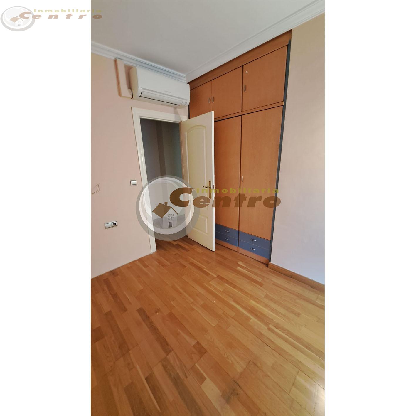 For sale of flat in Albacete