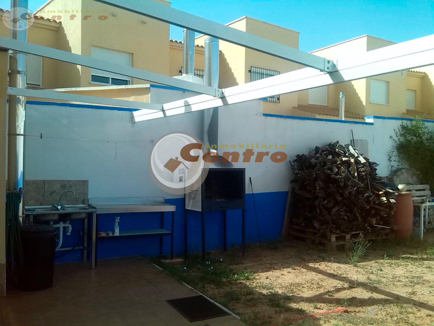 For sale of house in Pozohondo