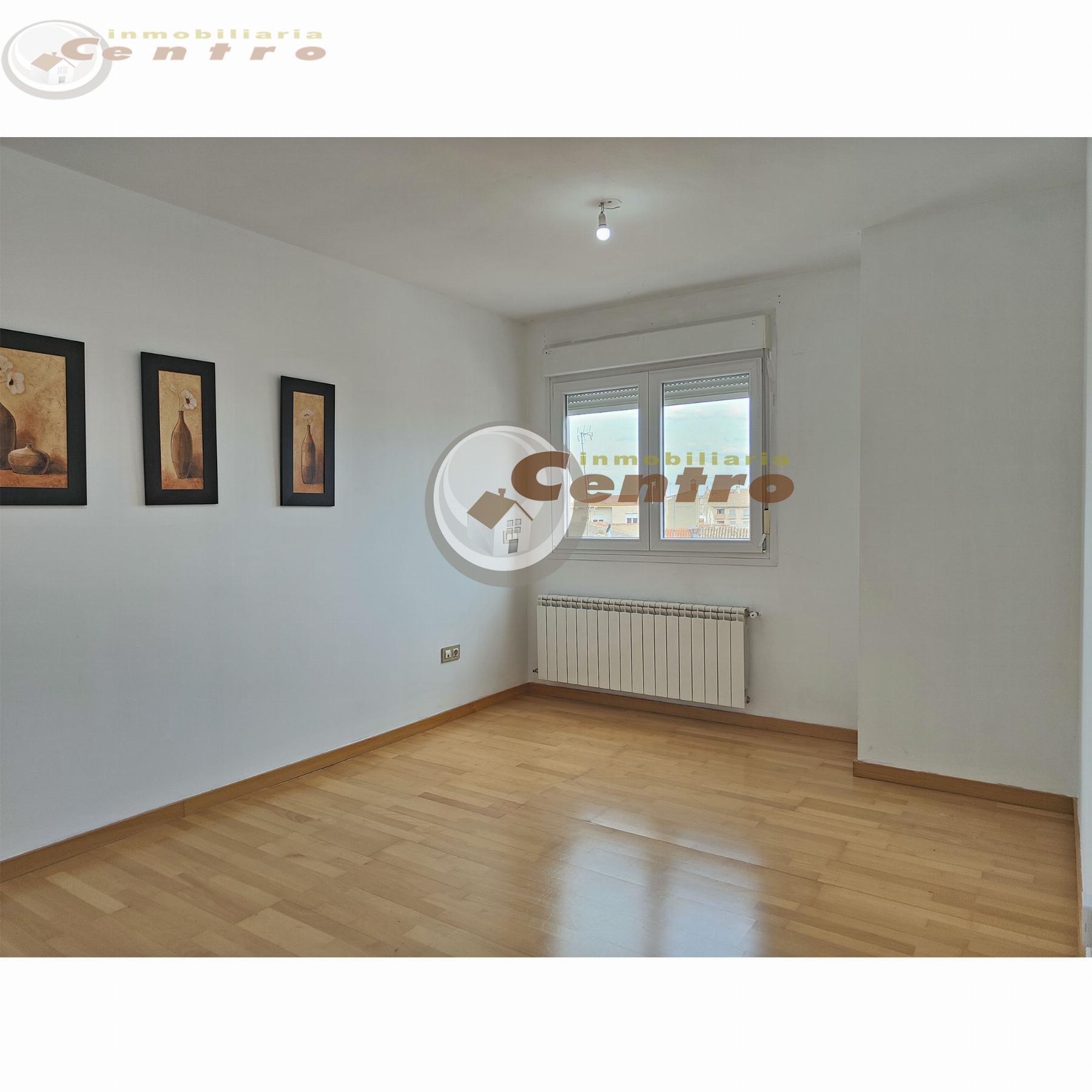 For rent of flat in La Gineta