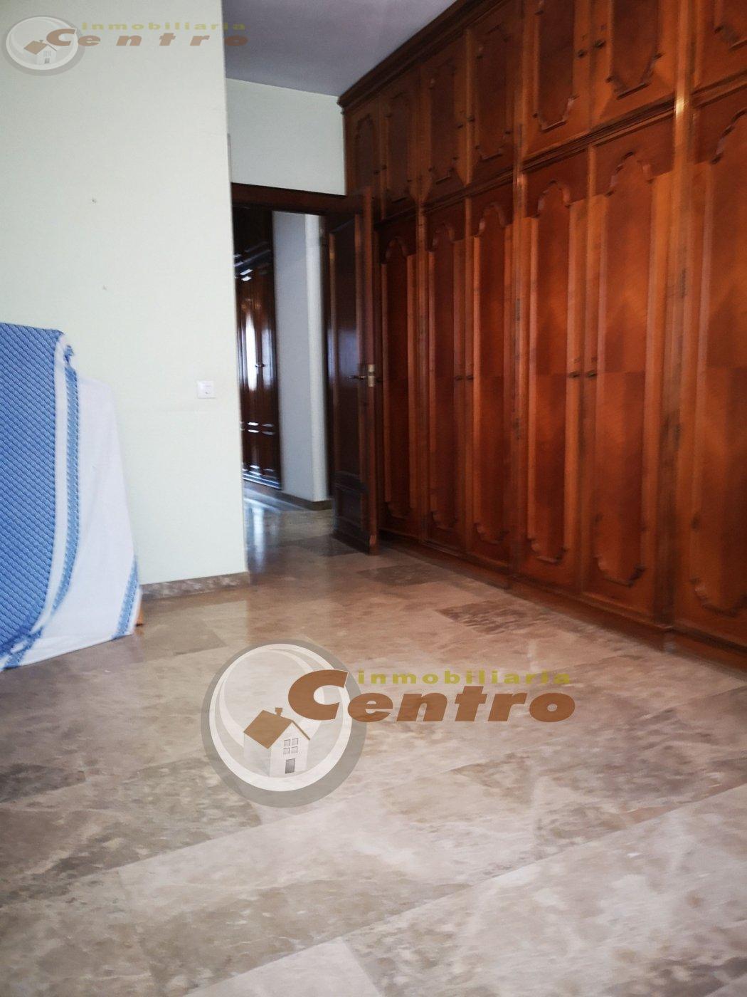 For sale of flat in Albacete