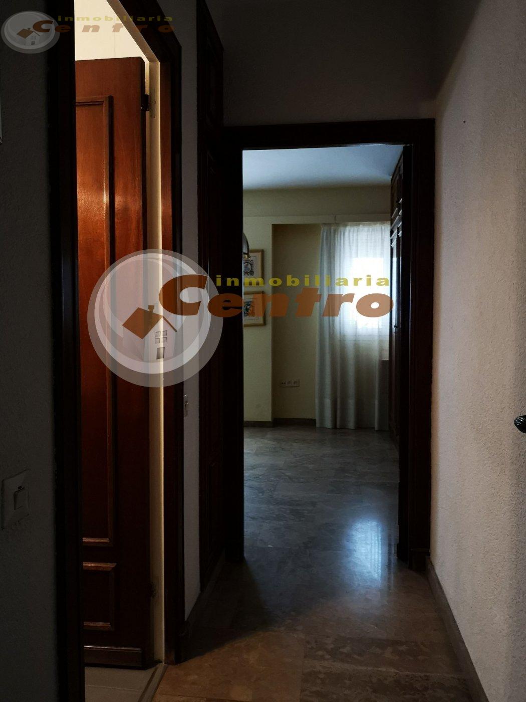 For sale of flat in Albacete