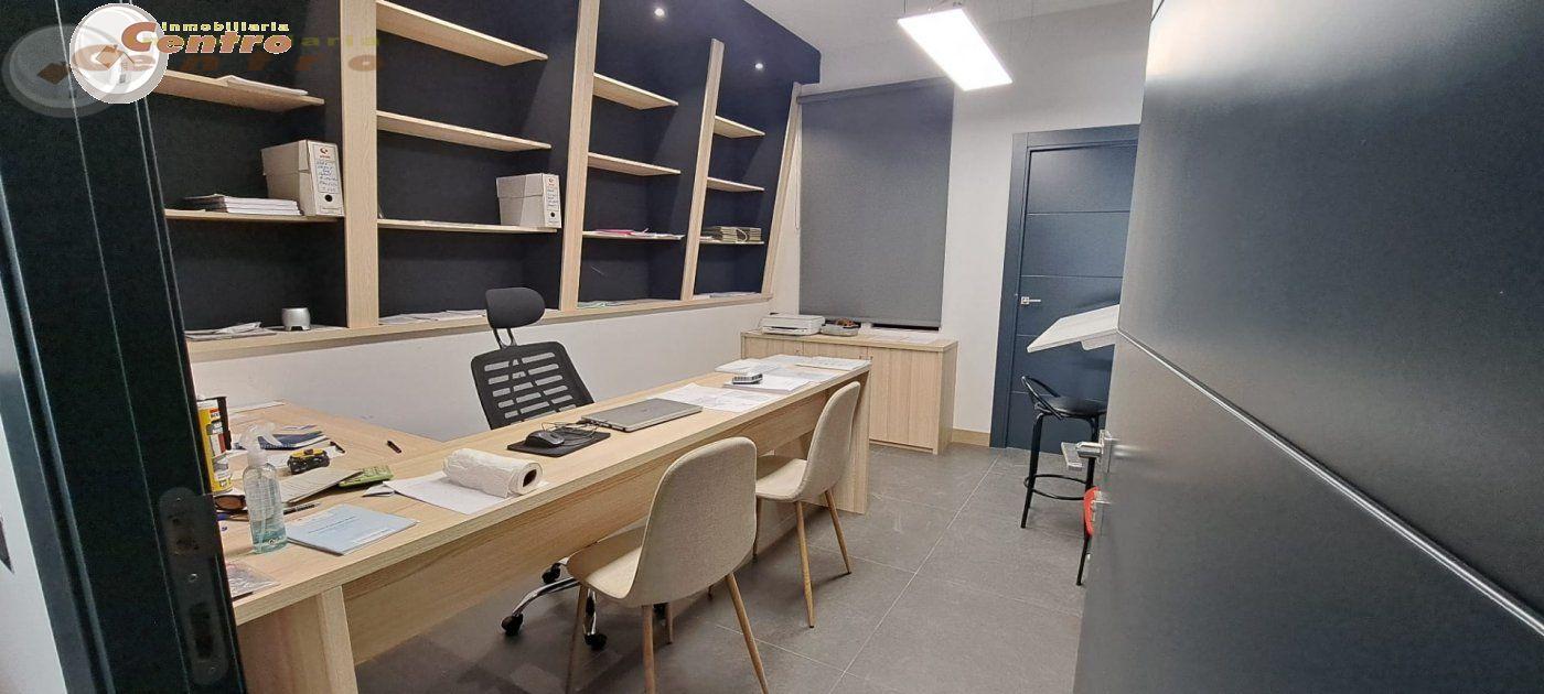 For sale of commercial in Albacete