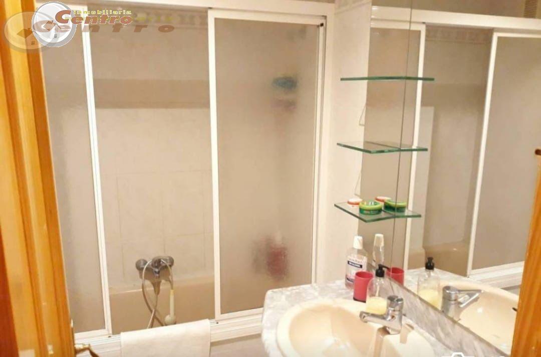 For sale of flat in Albacete