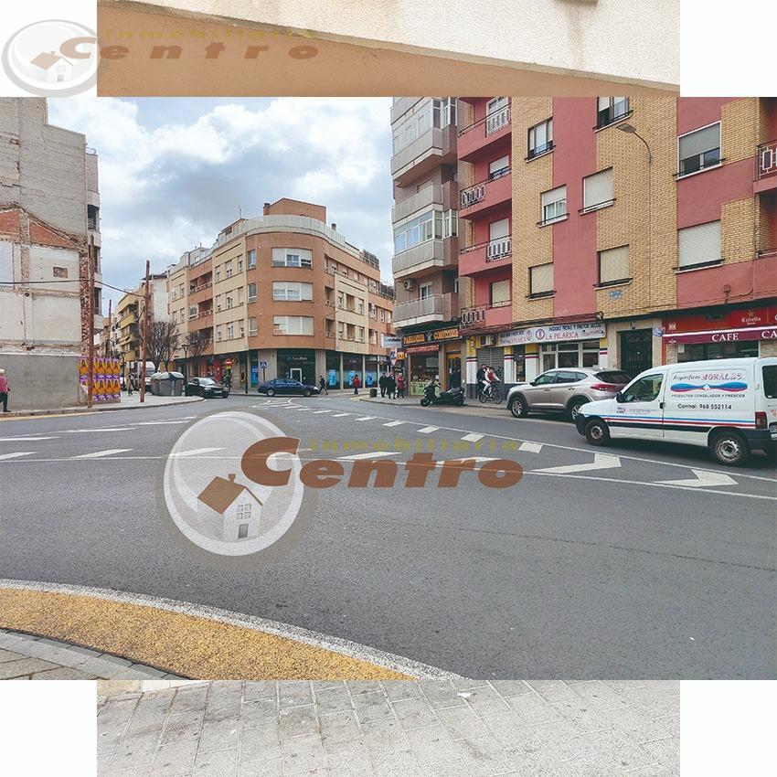 For rent of commercial in Albacete