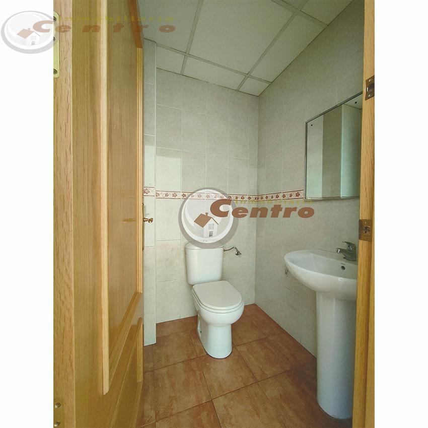 For rent of commercial in Albacete