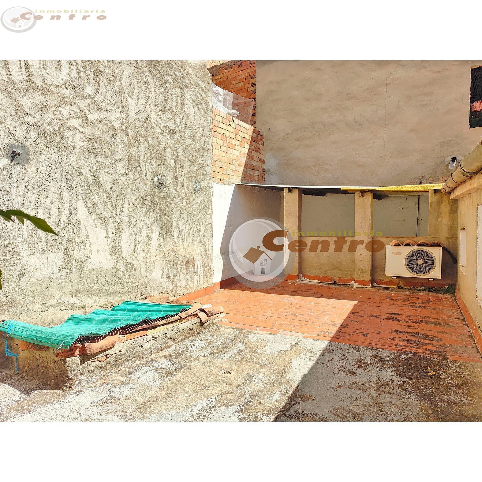 For sale of house in Abengibre