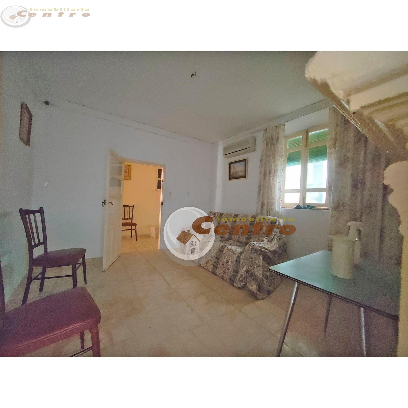 For sale of house in Abengibre