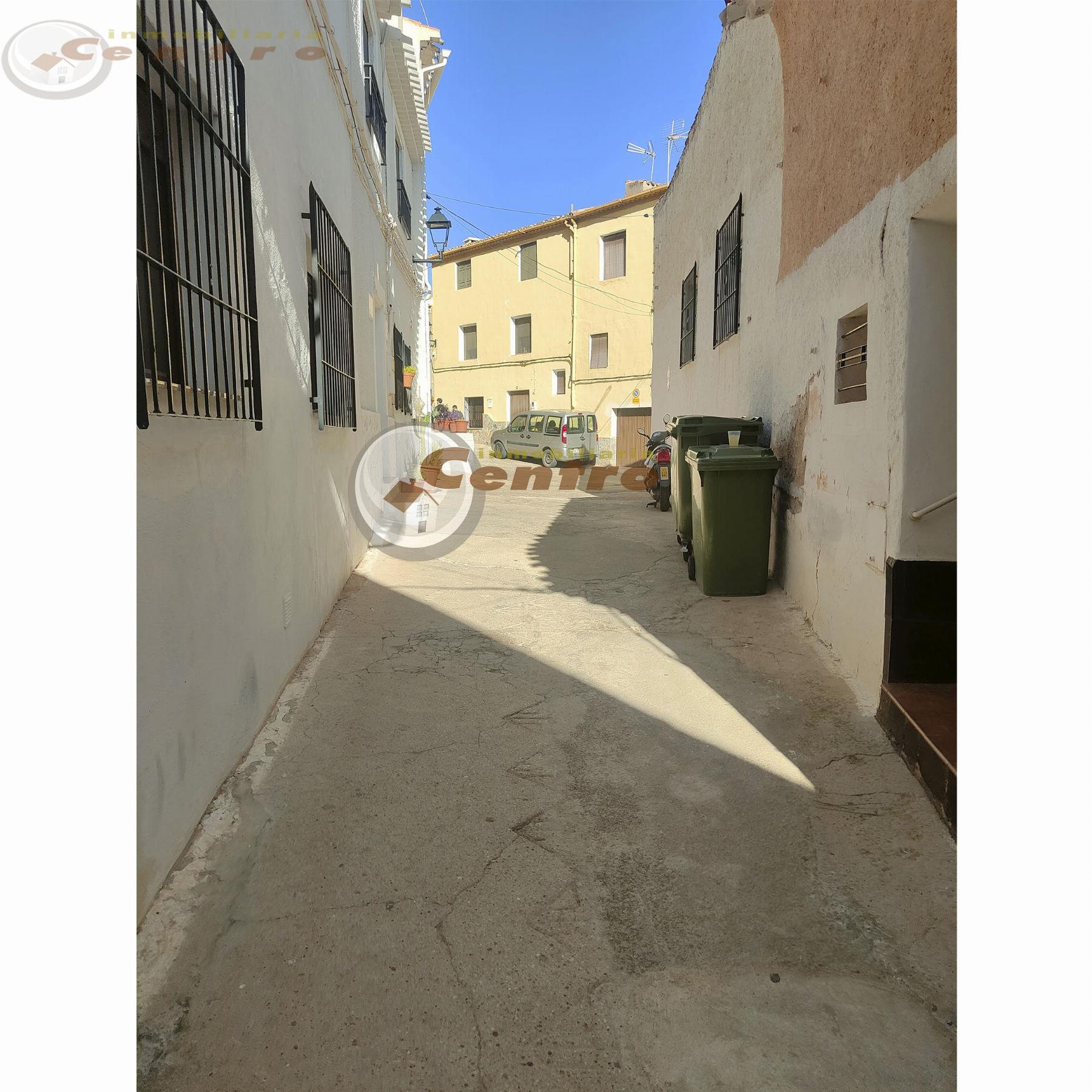 For sale of house in Abengibre