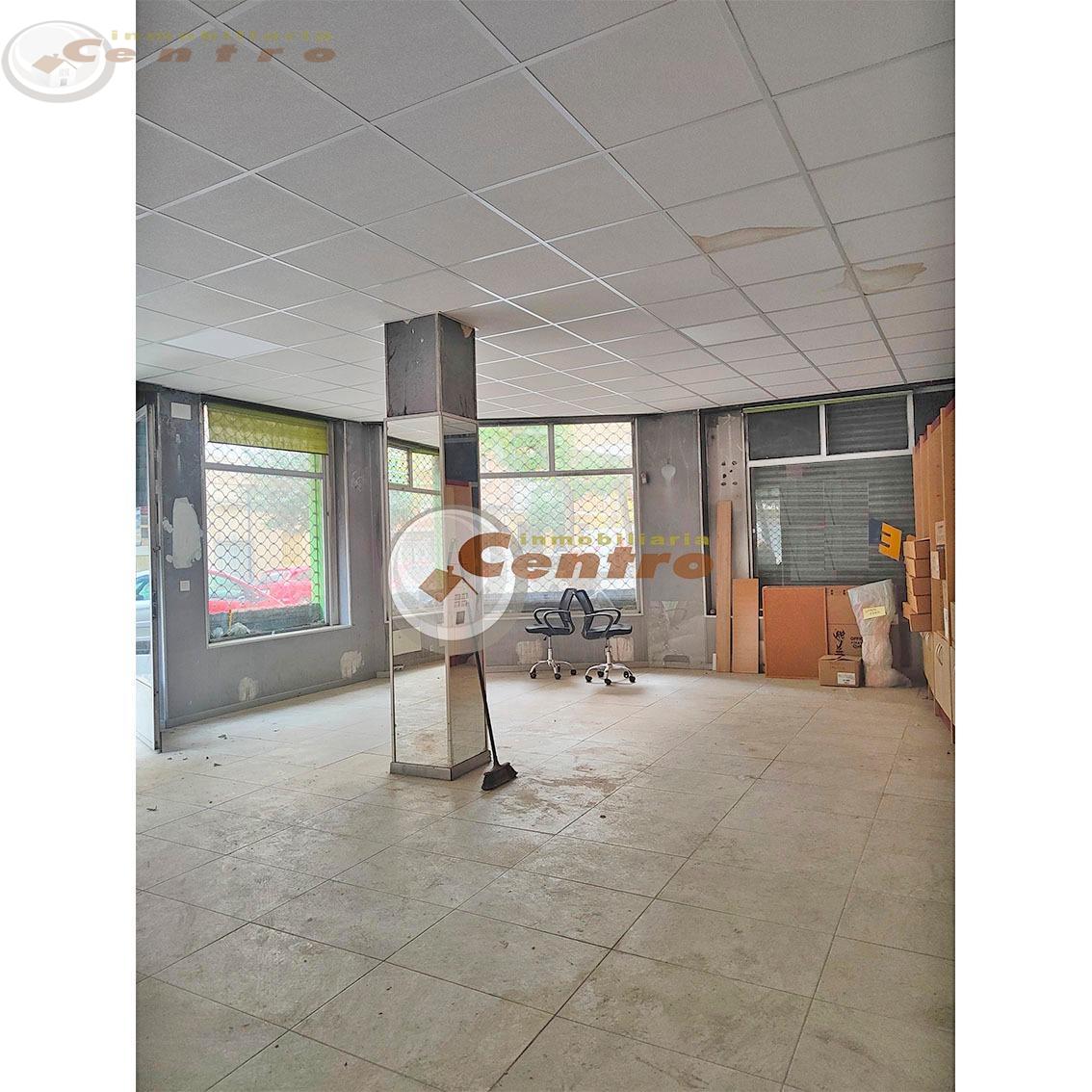 For rent of commercial in Albacete