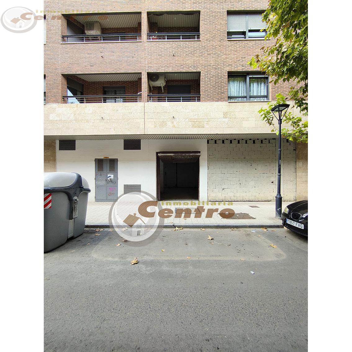 For sale of commercial in Albacete