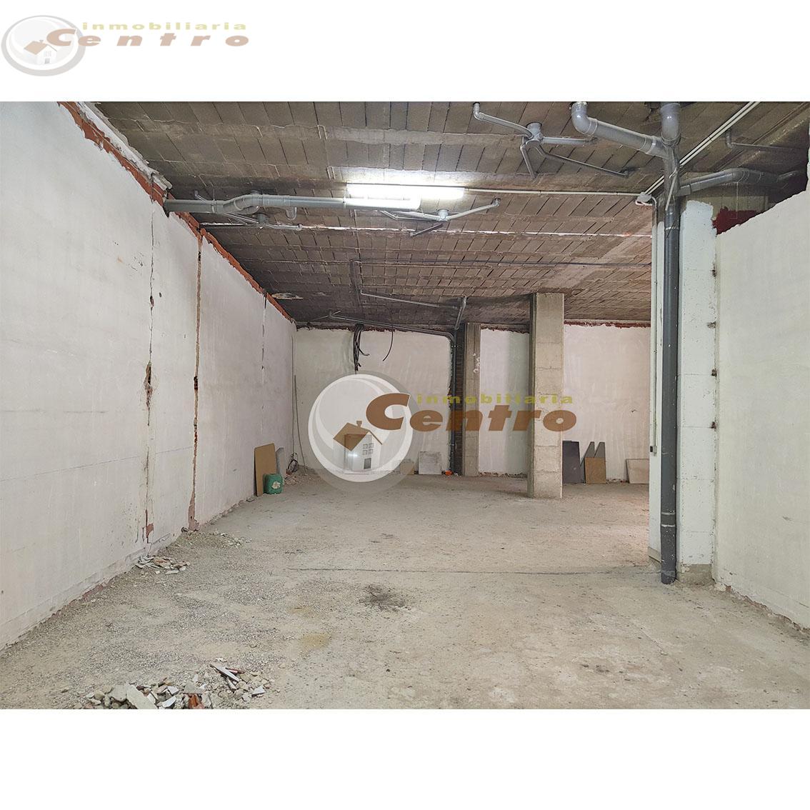 For sale of commercial in Albacete