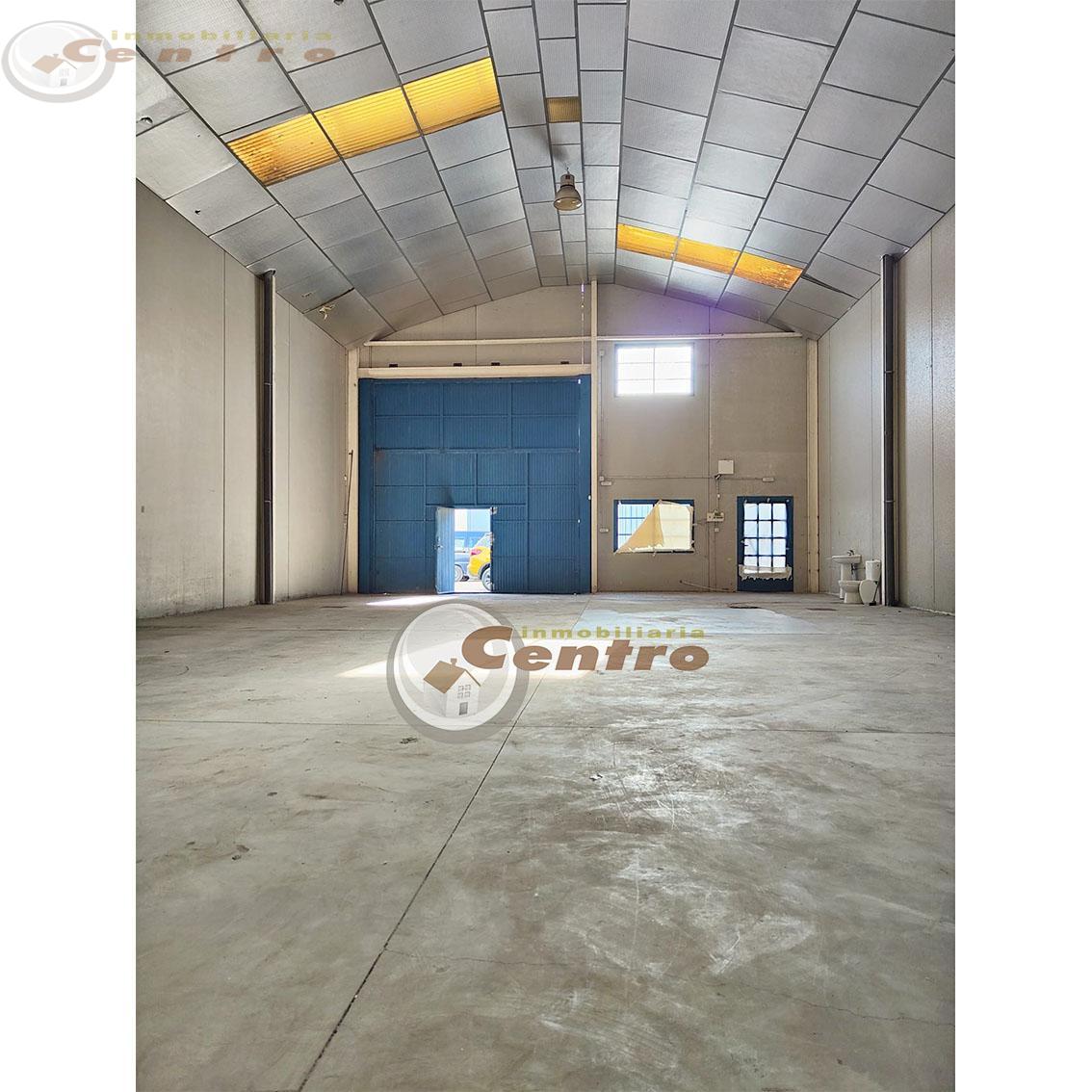 For rent of industrial plant/warehouse in Albacete