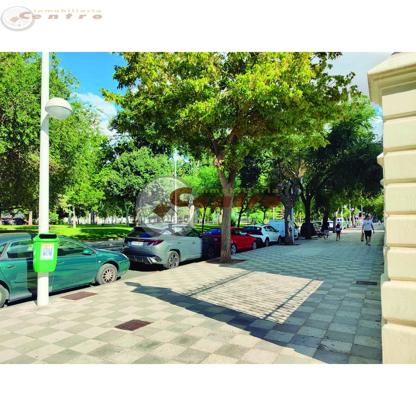 For sale of garage in Albacete