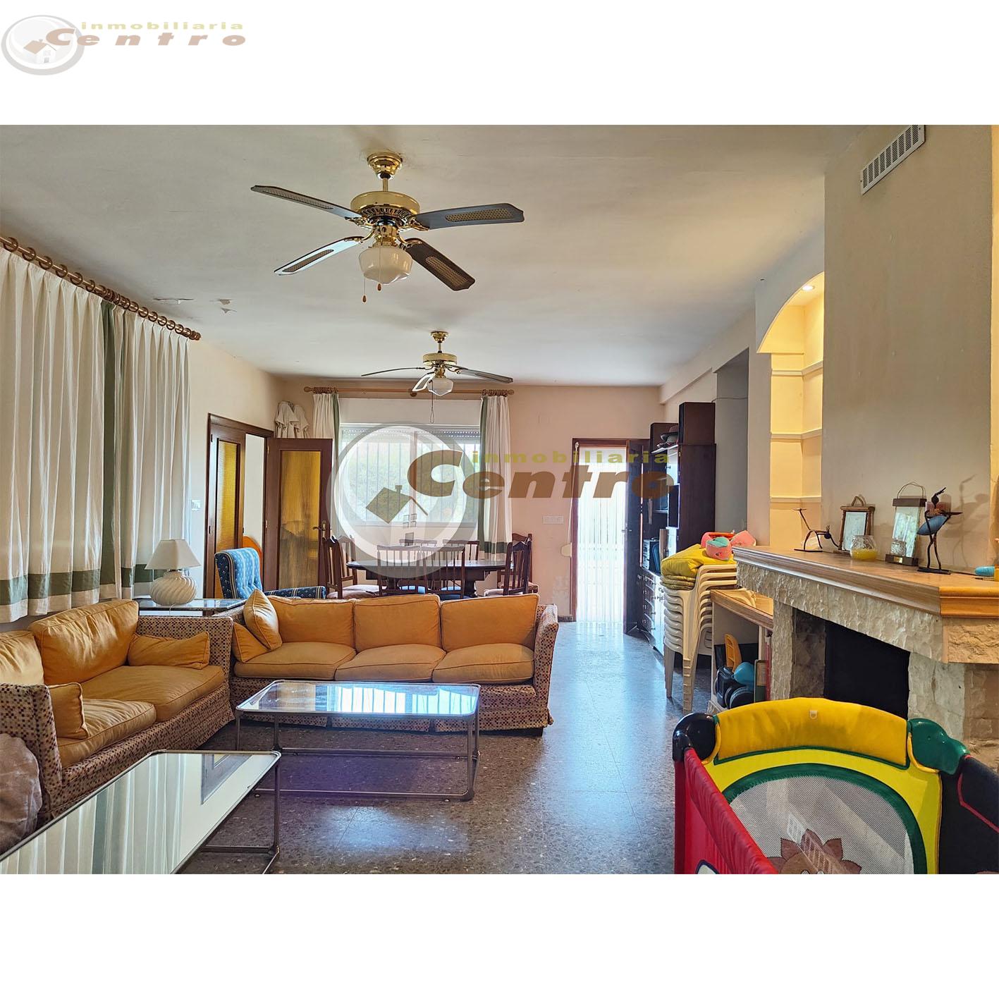 For sale of chalet in Albacete