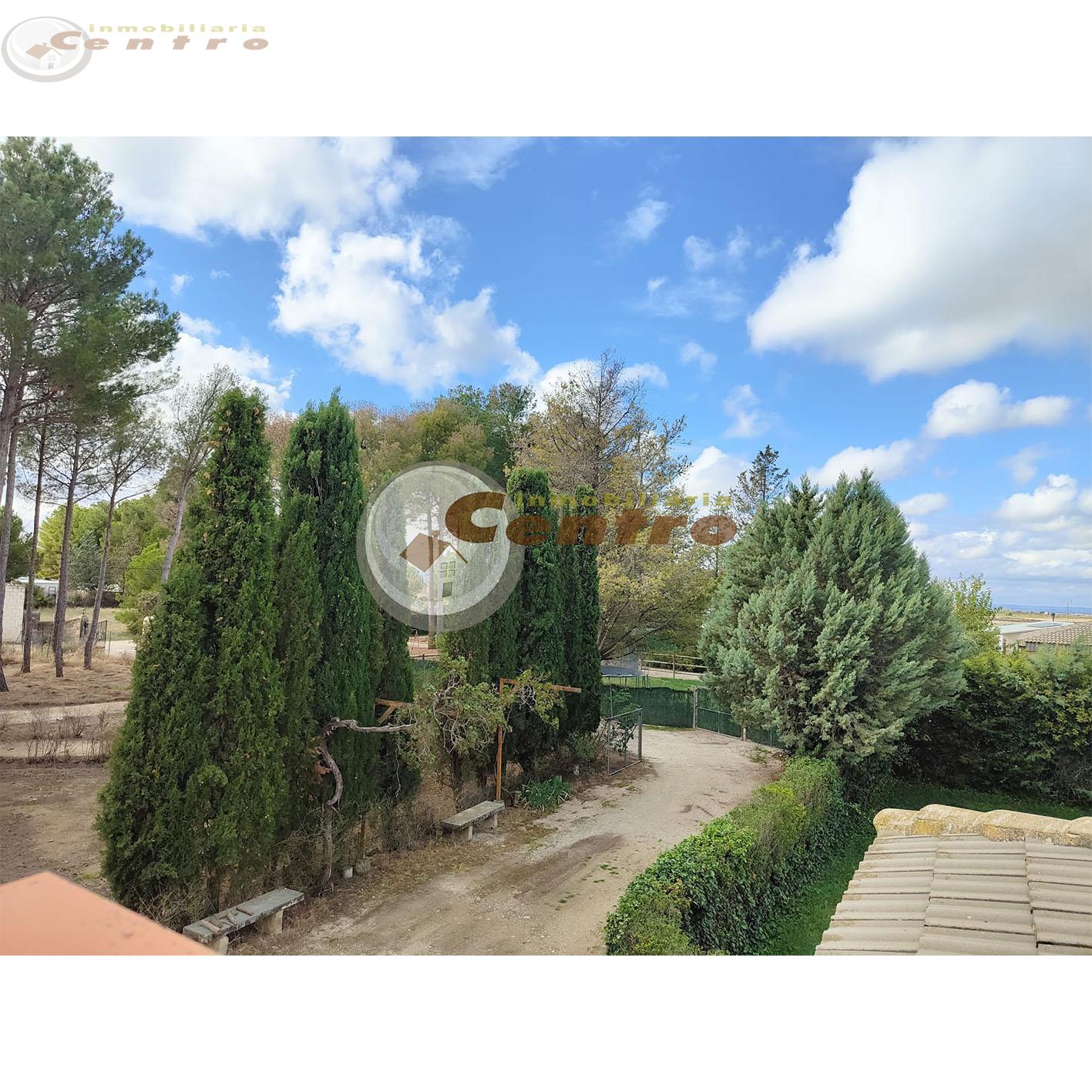 For sale of chalet in Albacete