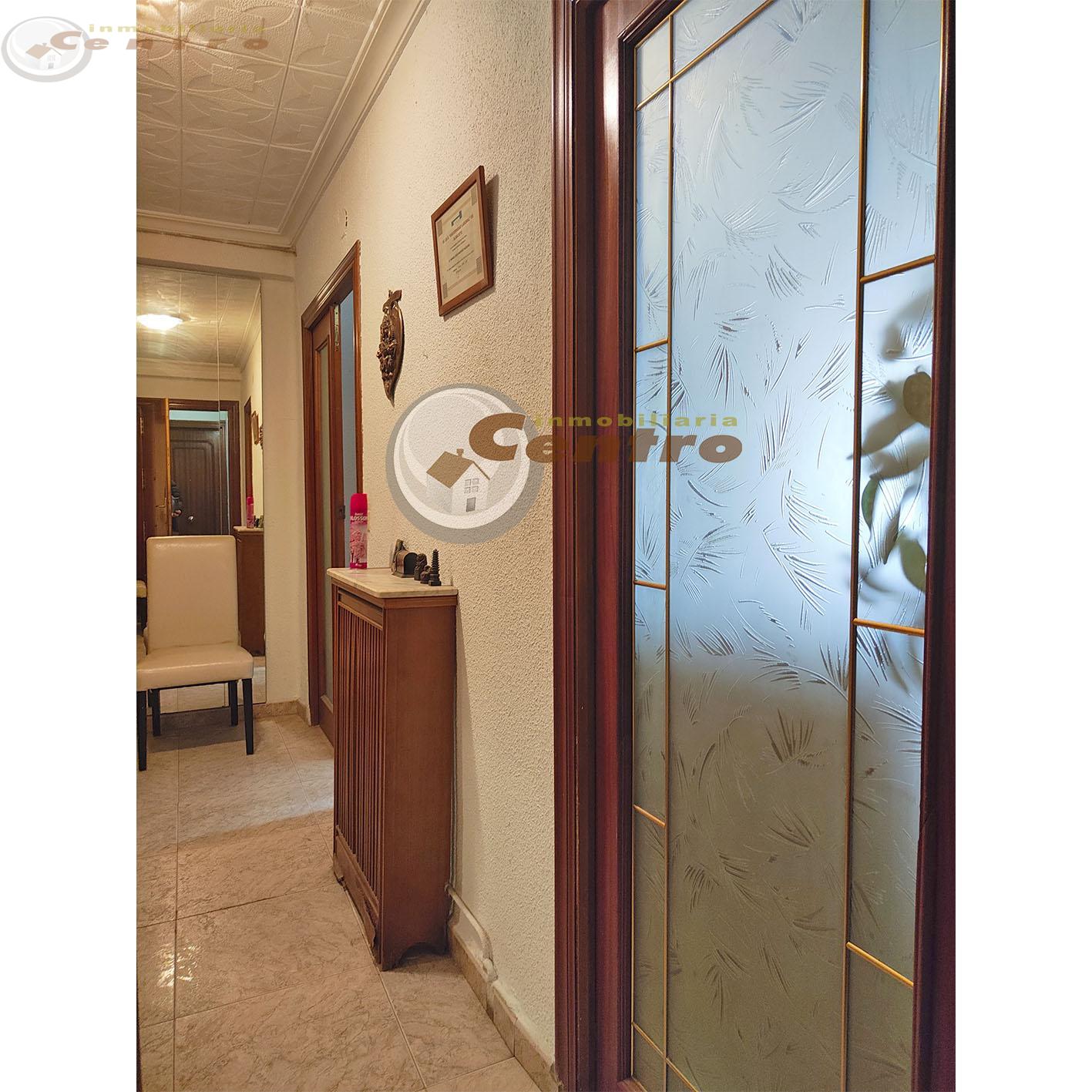 For sale of flat in Albacete
