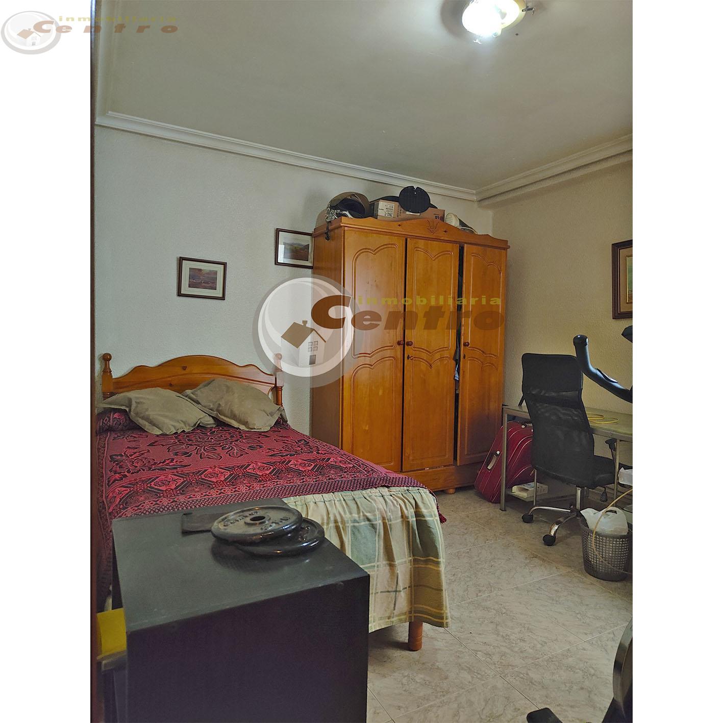 For sale of flat in Albacete