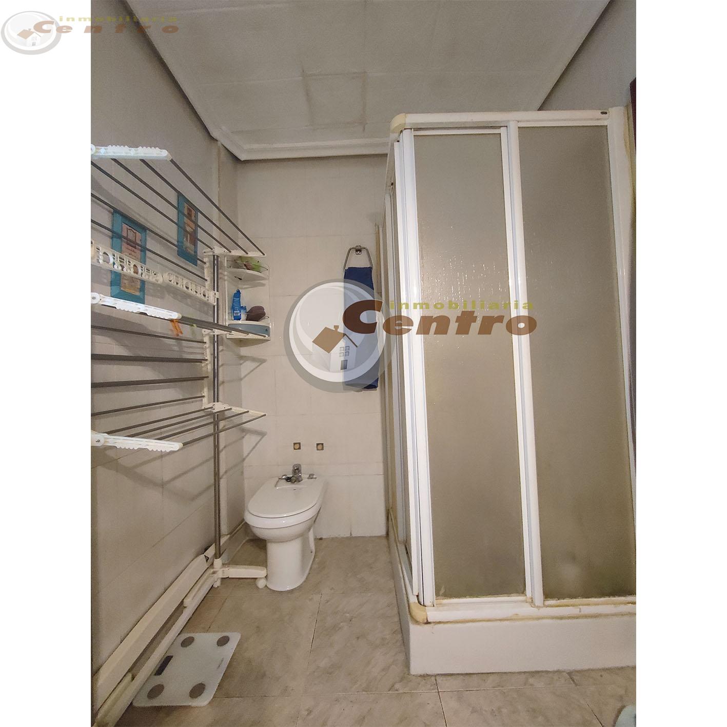 For sale of flat in Albacete
